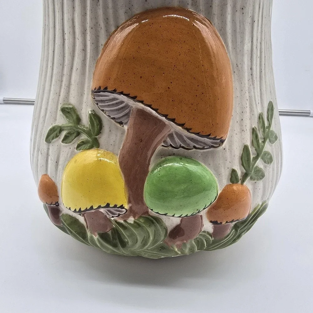 Vintage 1978 Merry‎ Mushroom 12